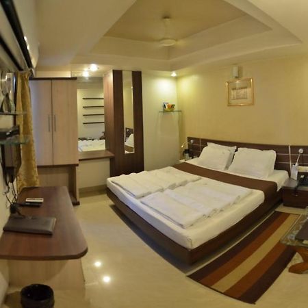 Hotel Shree Vatika Bhopal Bagian luar foto