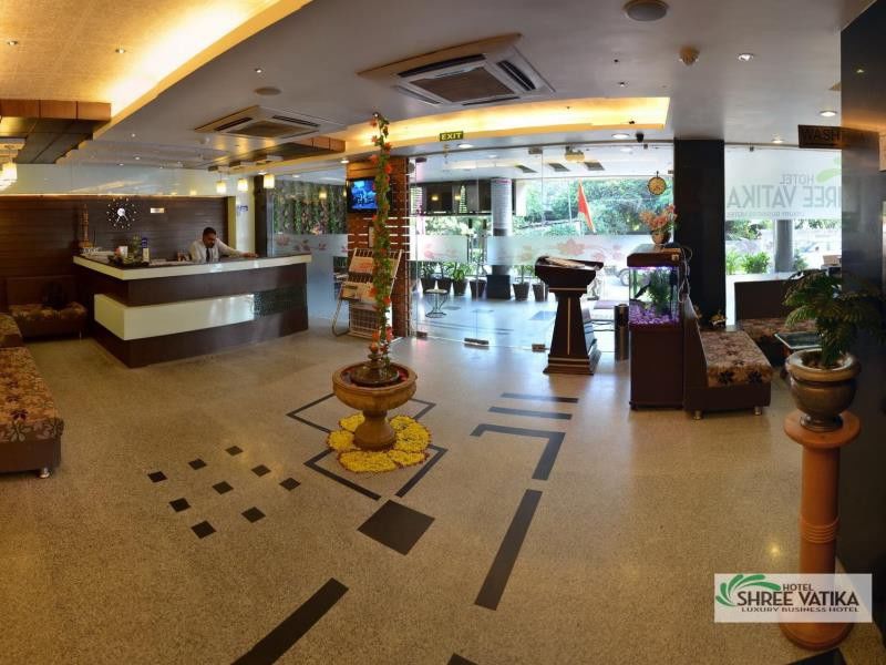 Hotel Shree Vatika Bhopal Bagian luar foto